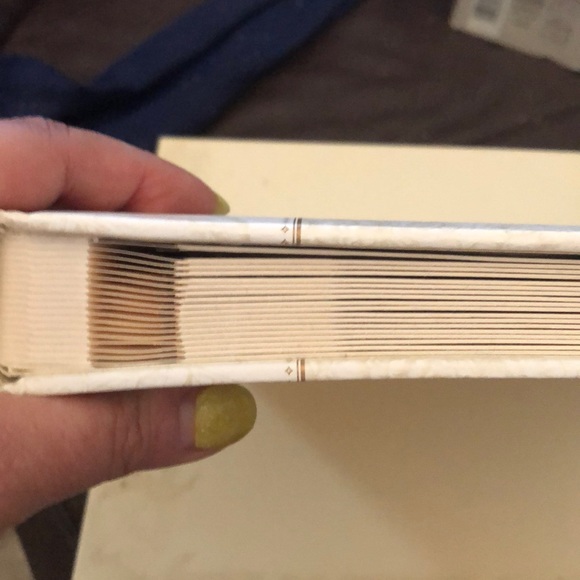 Wedding library bound photo album with magnetic pg - Picture 3 of 4